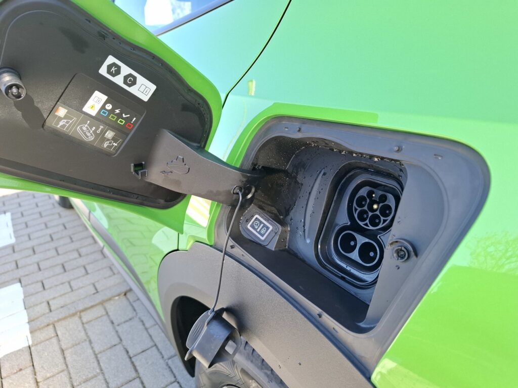 Opel Mokka-e Exposé-Bild 42