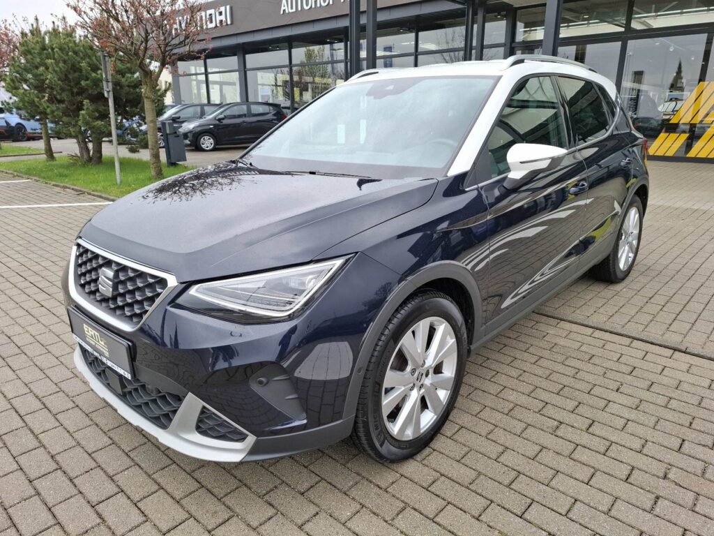 SEAT Arona Exposé-Bild 1