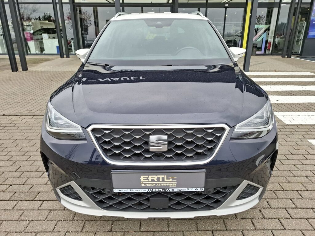 SEAT Arona Exposé-Bild 3