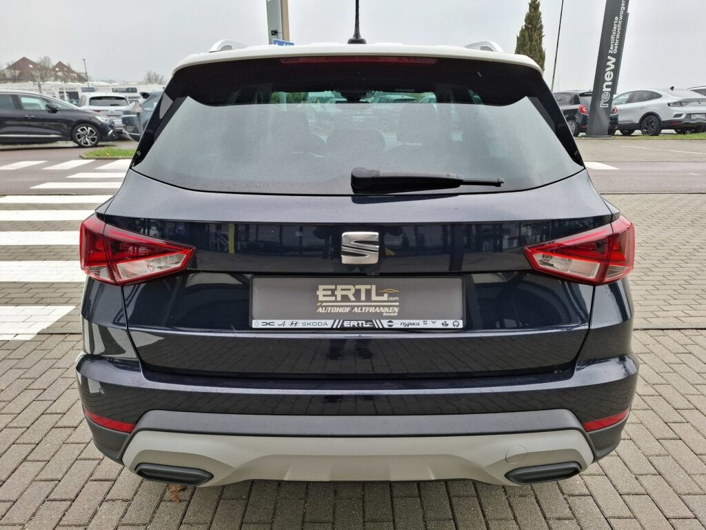 SEAT Arona Exposé-Bild 8