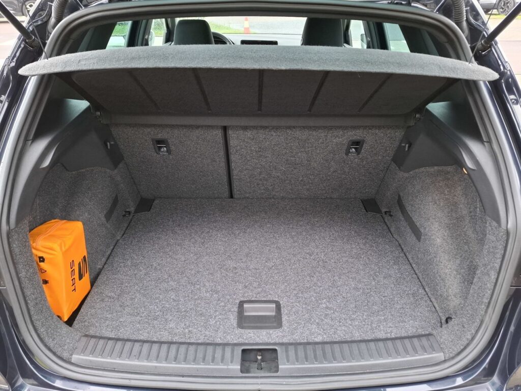 SEAT Arona Exposé-Bild 10