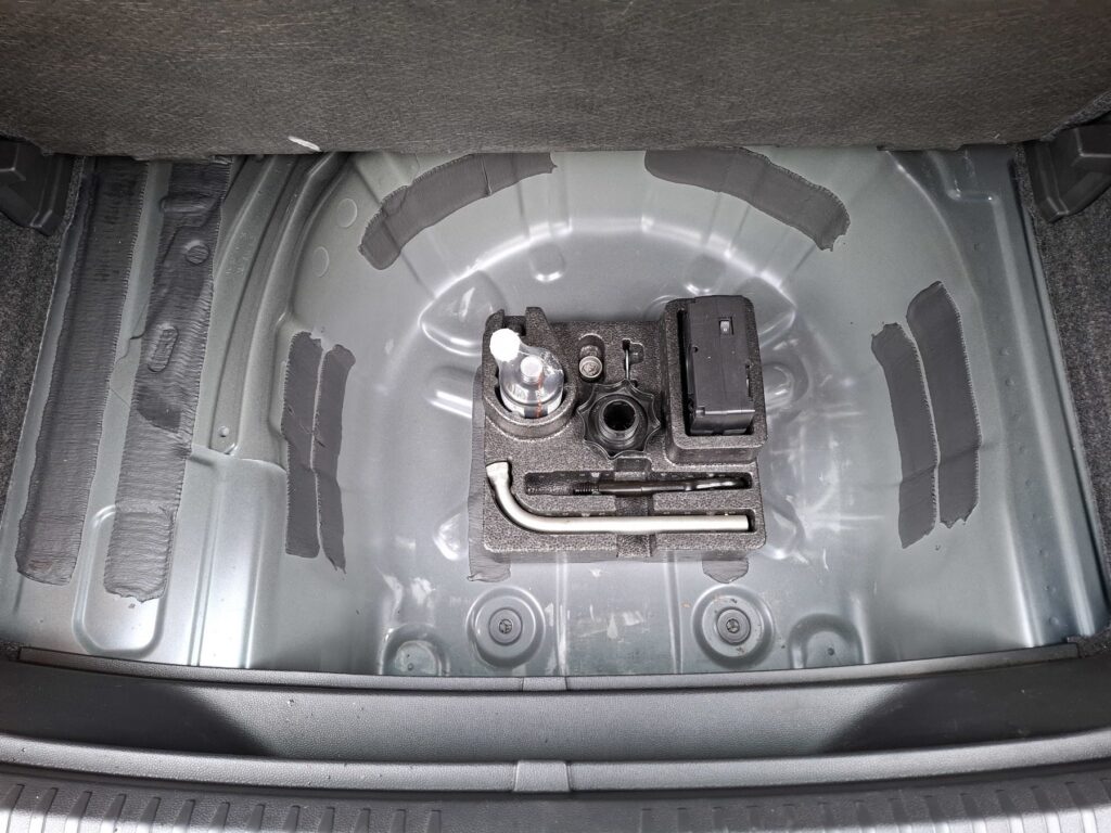 SEAT Arona Exposé-Bild 12