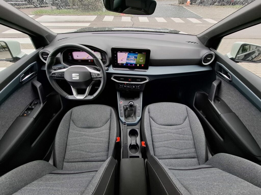 SEAT Arona Exposé-Bild 17