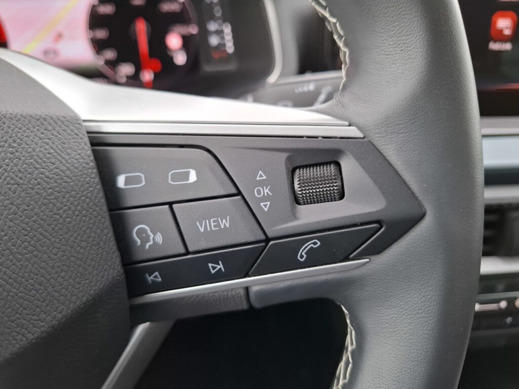 SEAT Arona Exposé-Bild 21