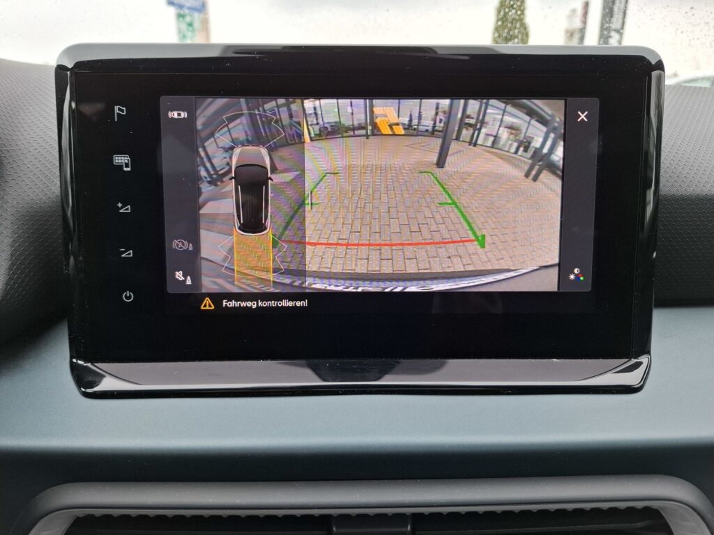 SEAT Arona Exposé-Bild 24