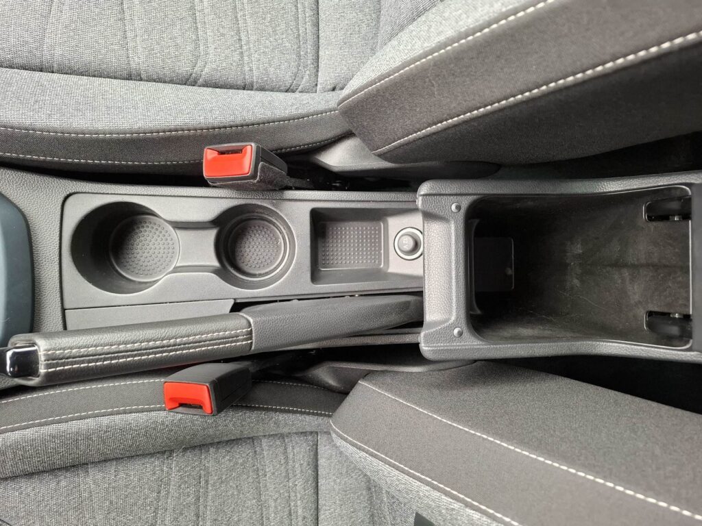 SEAT Arona Exposé-Bild 26