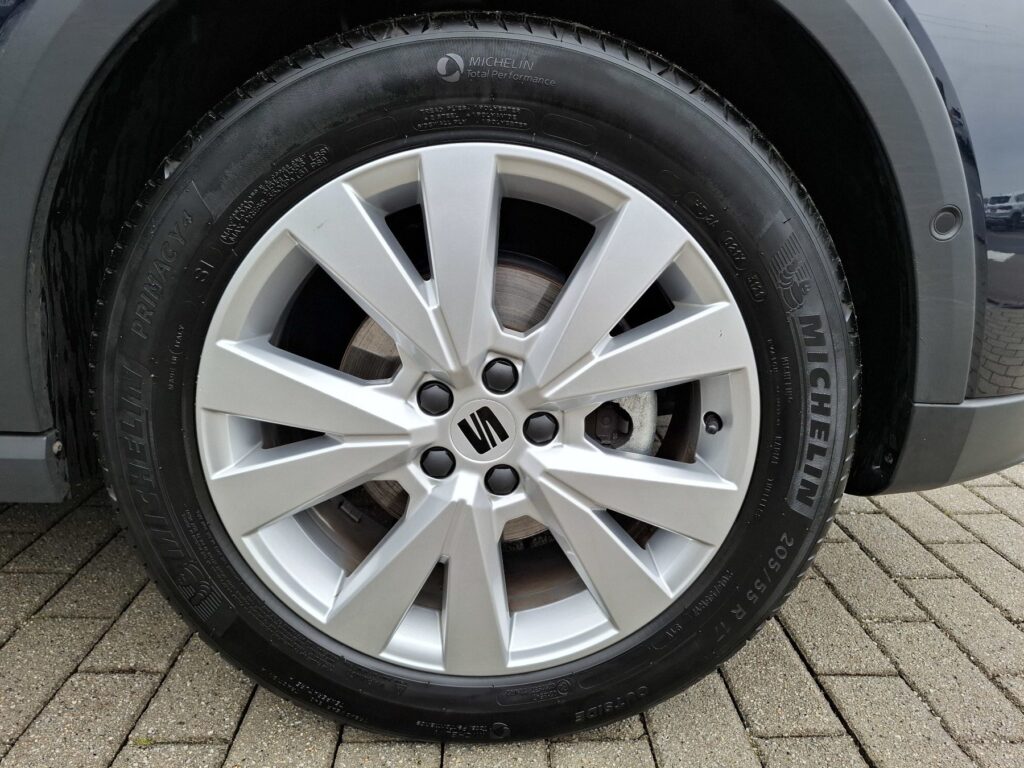 SEAT Arona Exposé-Bild 36