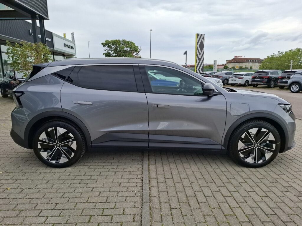 Renault Scenic E-TECH Exposé-Bild 6