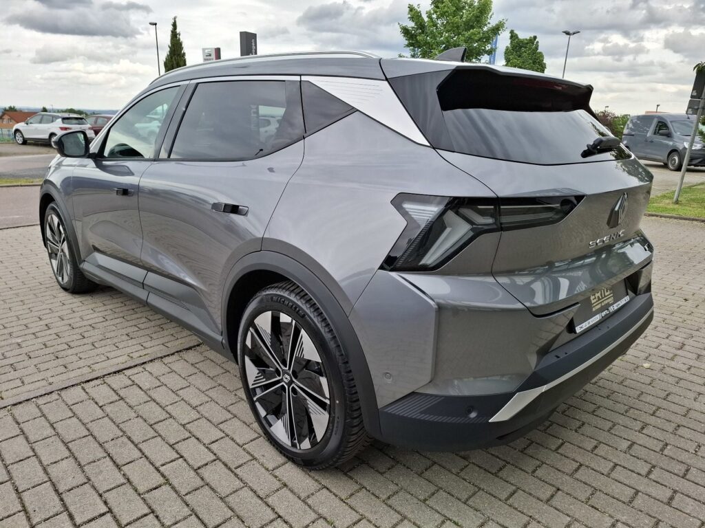 Renault Scenic E-TECH Exposé-Bild 8