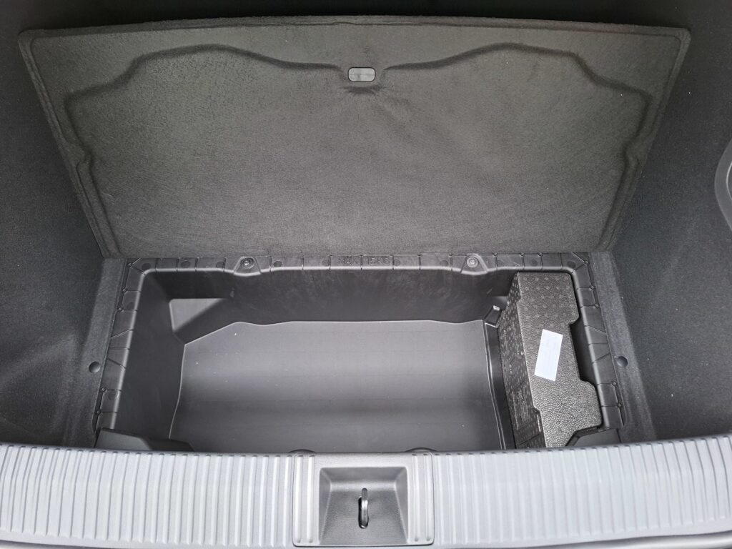 Renault Scenic E-TECH Exposé-Bild 12