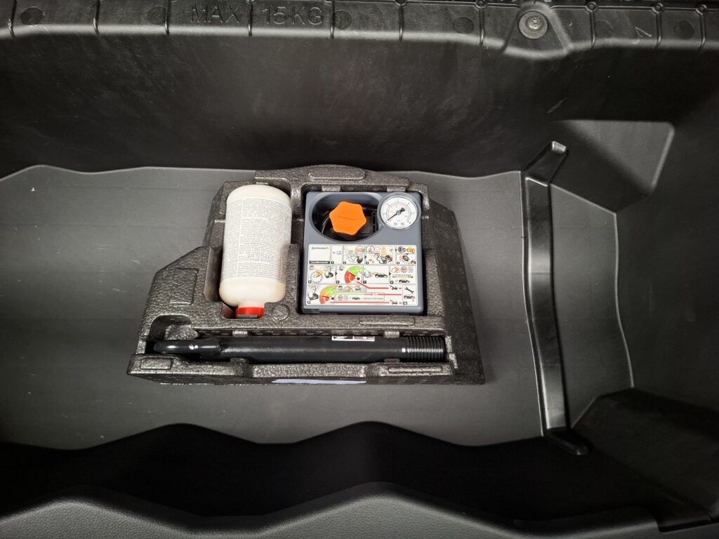 Renault Scenic E-TECH Exposé-Bild 13