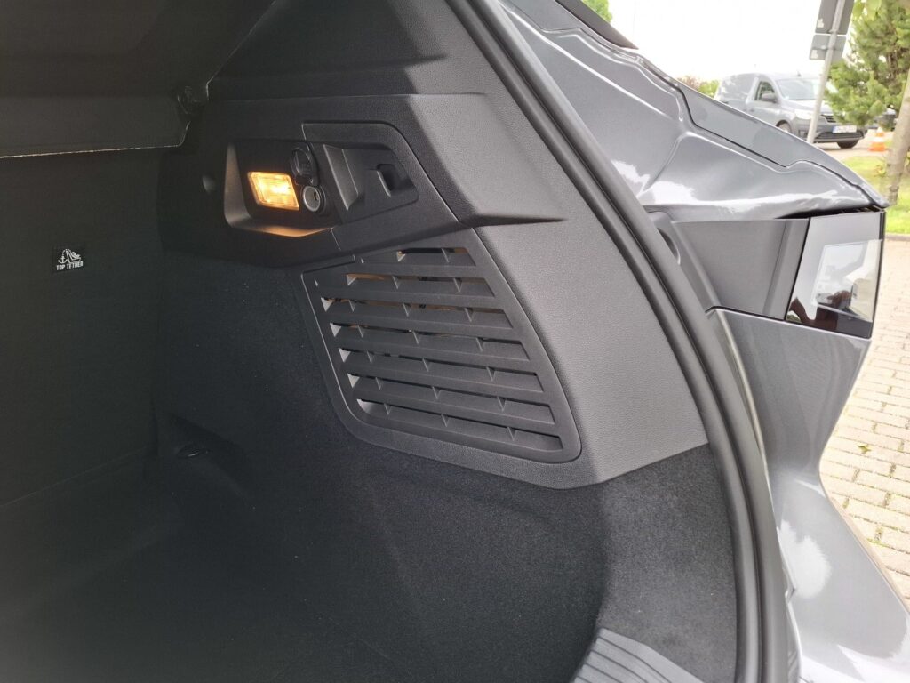 Renault Scenic E-TECH Exposé-Bild 14