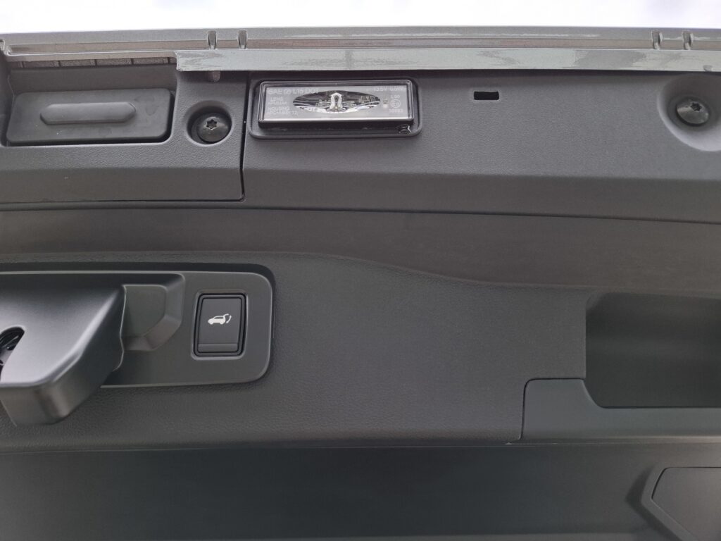 Renault Scenic E-TECH Exposé-Bild 15