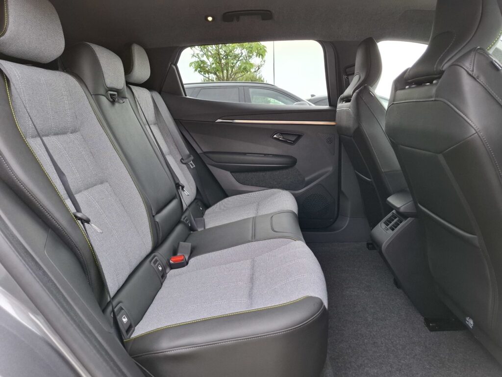 Renault Scenic E-TECH Exposé-Bild 17