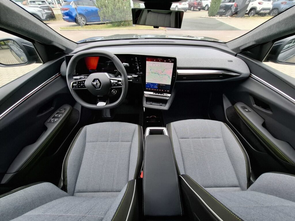 Renault Scenic E-TECH Exposé-Bild 22