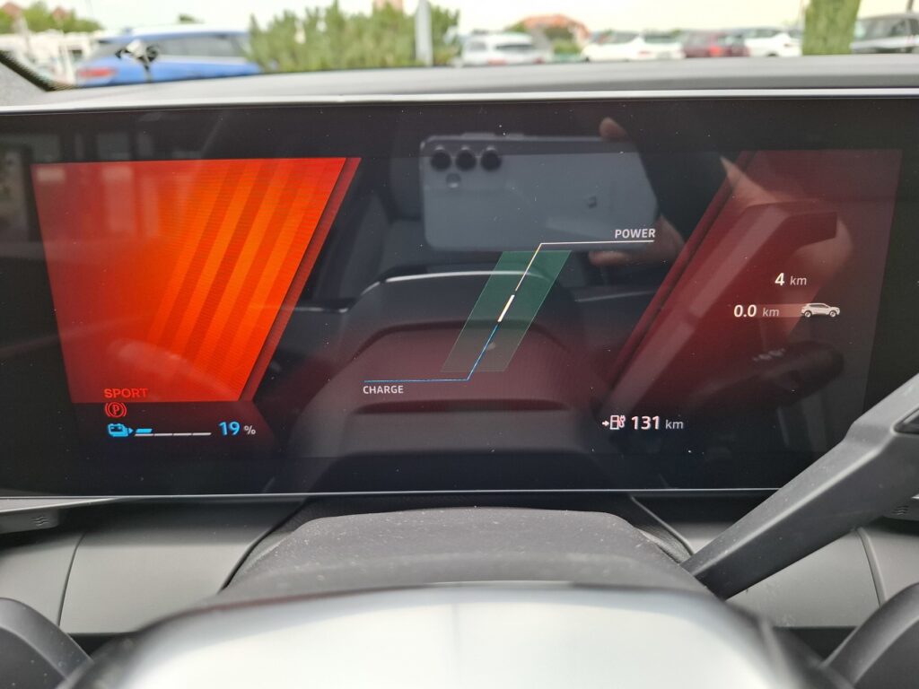 Renault Scenic E-TECH Exposé-Bild 25