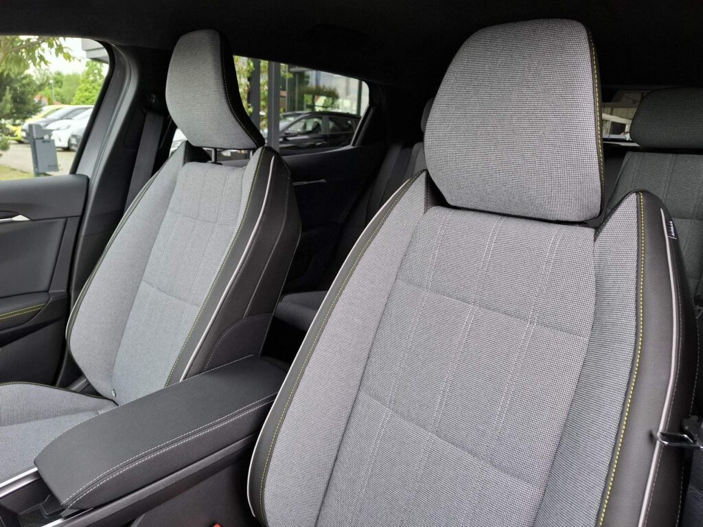 Renault Scenic E-TECH Exposé-Bild 33