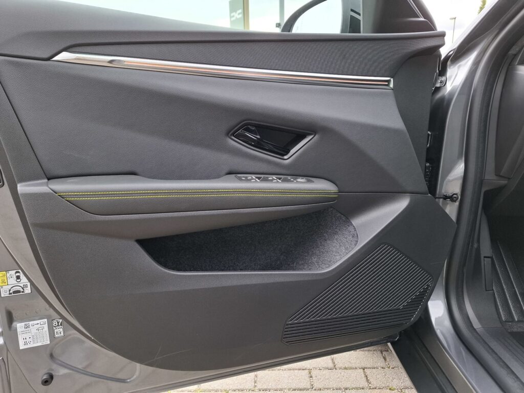 Renault Scenic E-TECH Exposé-Bild 35