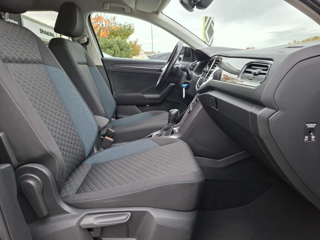 VW T-Roc Exposé-Bild 13