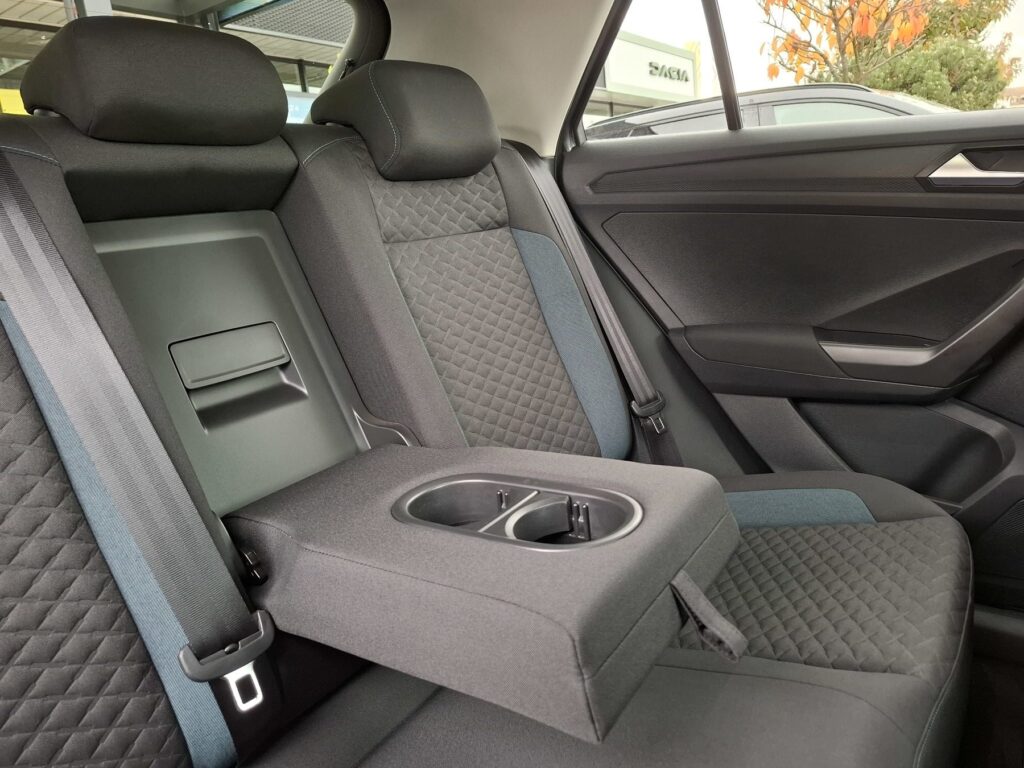 VW T-Roc Exposé-Bild 15