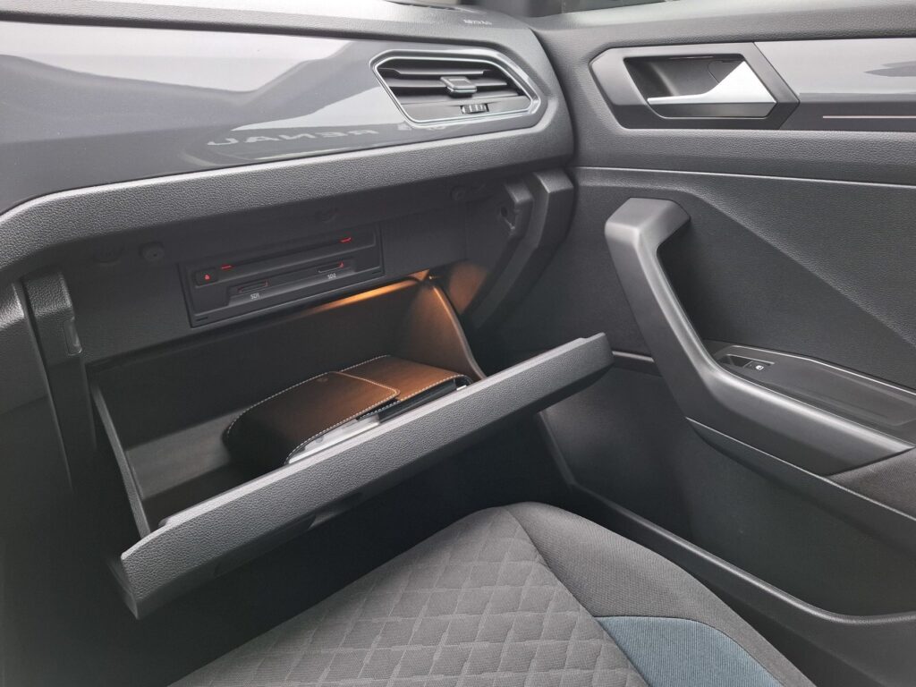 VW T-Roc Exposé-Bild 27