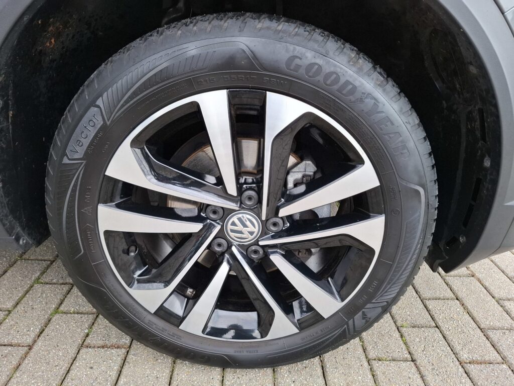 VW T-Roc Exposé-Bild 37