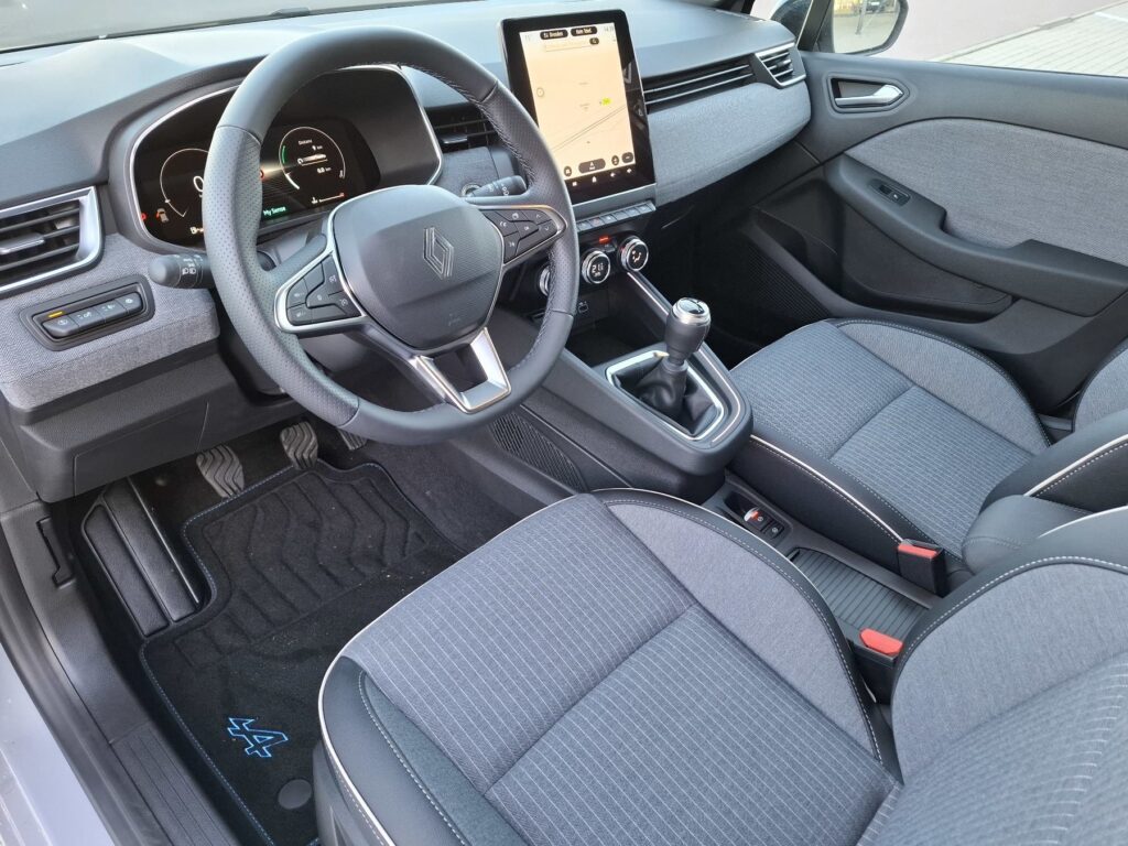 Renault Clio Exposé-Bild 16