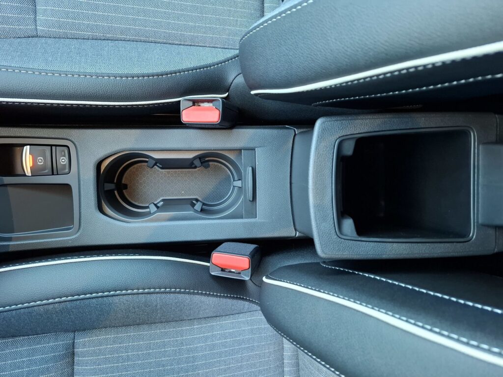 Renault Clio Exposé-Bild 23