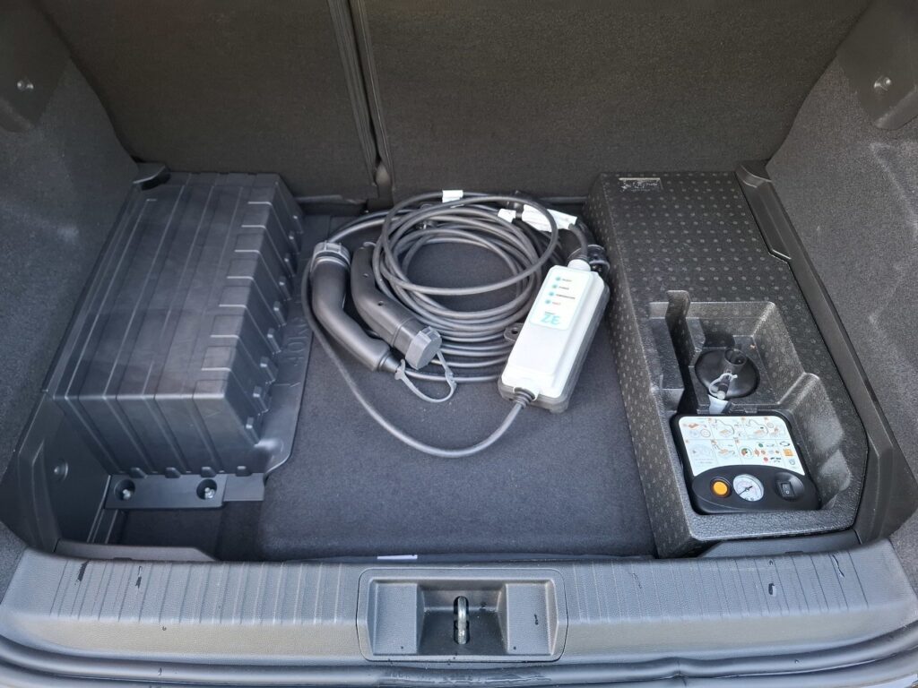 Renault Captur Exposé-Bild 10