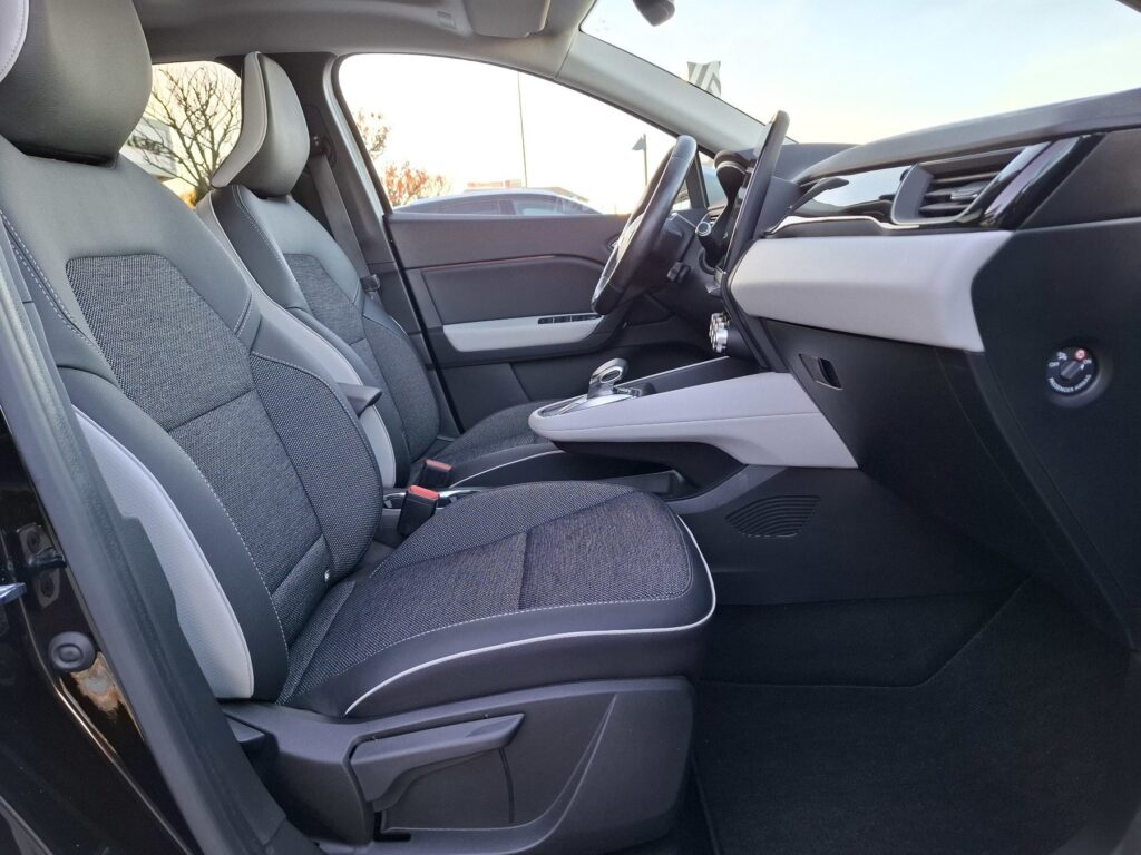 Renault Captur Exposé-Bild 12