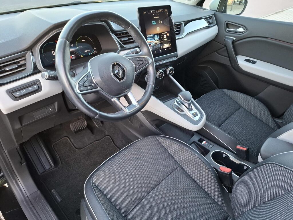 Renault Captur Exposé-Bild 17
