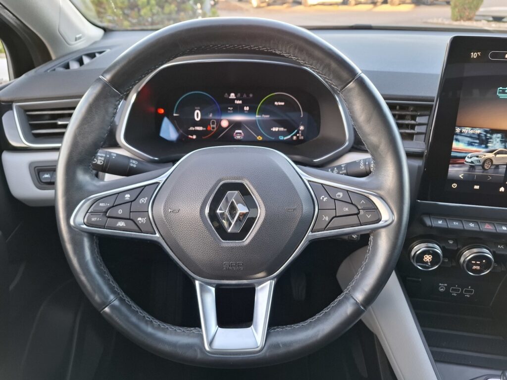 Renault Captur Exposé-Bild 18