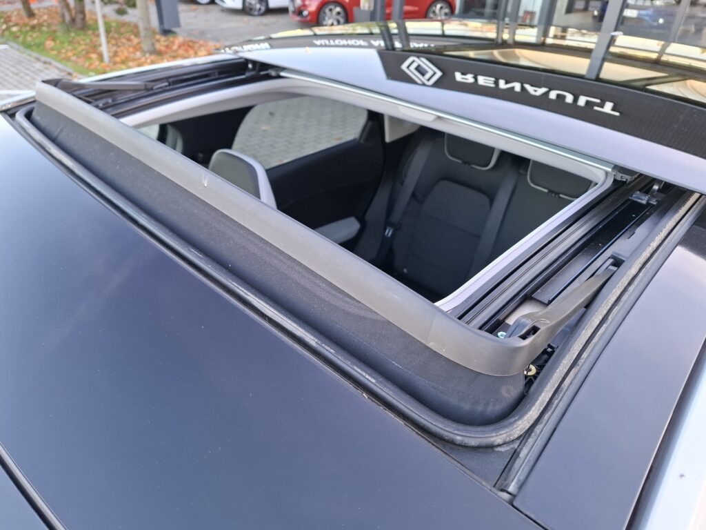 Renault Captur Exposé-Bild 29