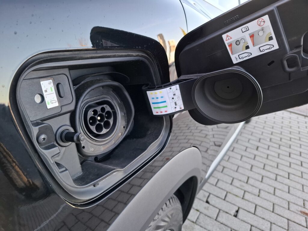 Renault Captur Exposé-Bild 39