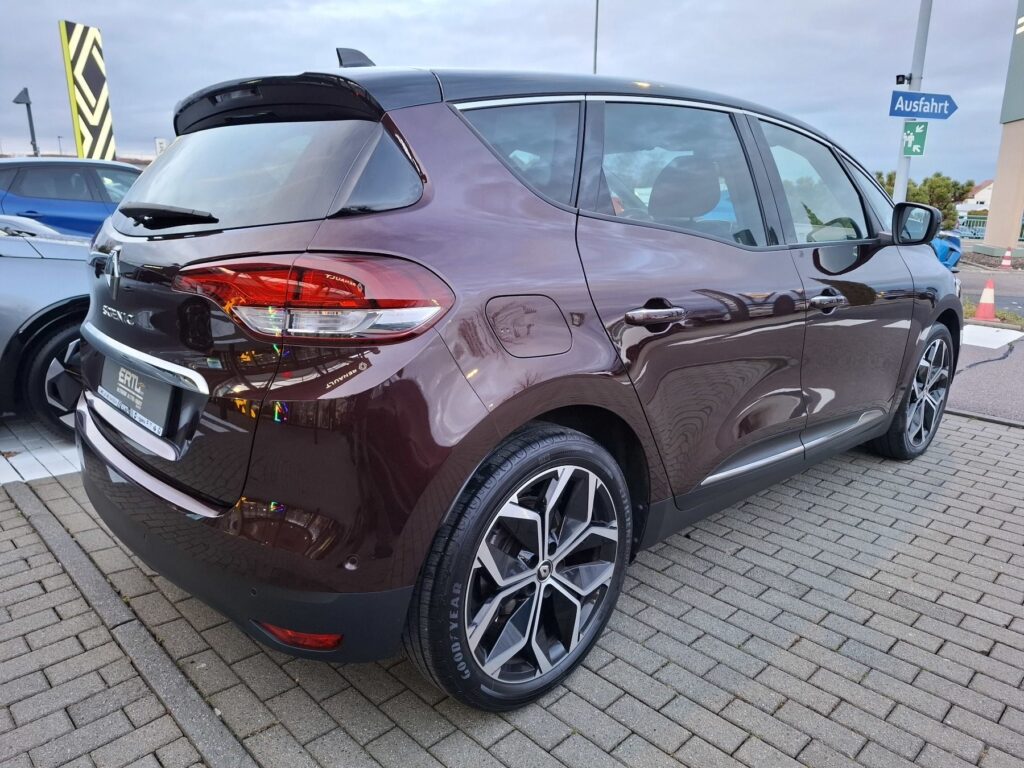 Renault Scenic Exposé-Bild 6