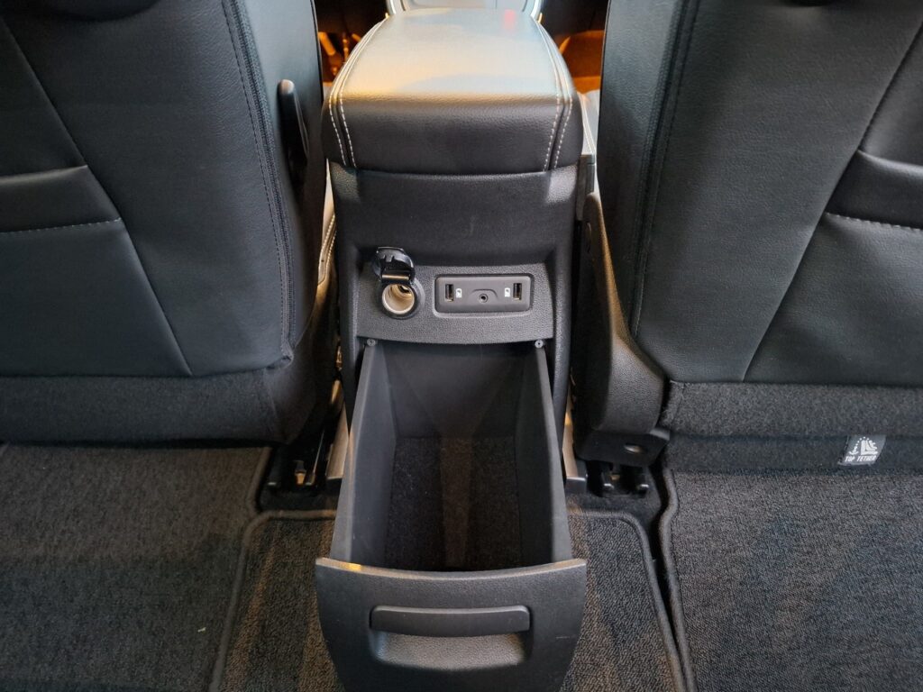 Renault Scenic Exposé-Bild 19