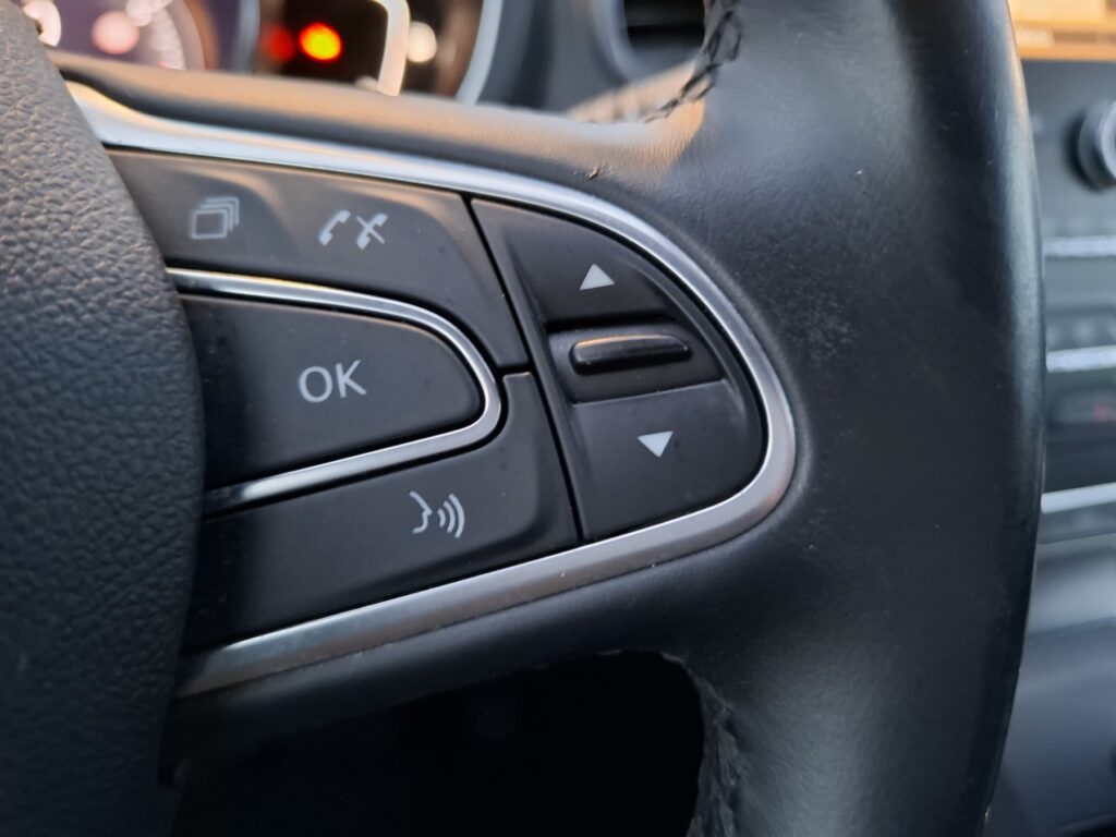 Renault Scenic Exposé-Bild 25