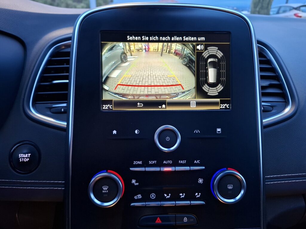 Renault Scenic Exposé-Bild 29