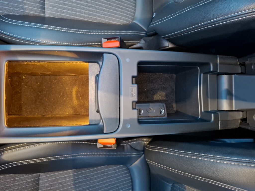 Renault Scenic Exposé-Bild 32