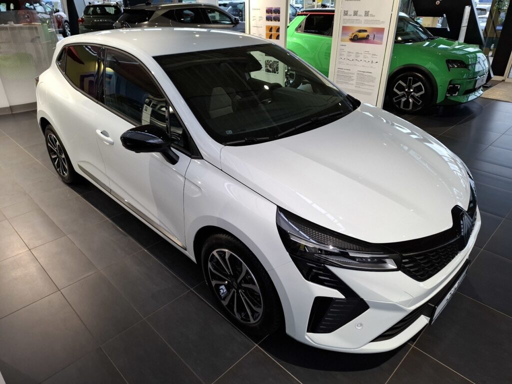 Renault Clio Exposé-Bild 3