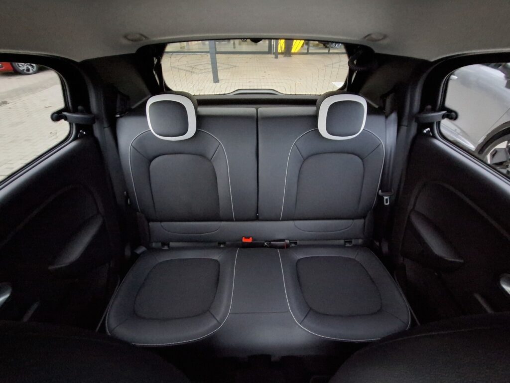 Renault Twingo Exposé-Bild 15