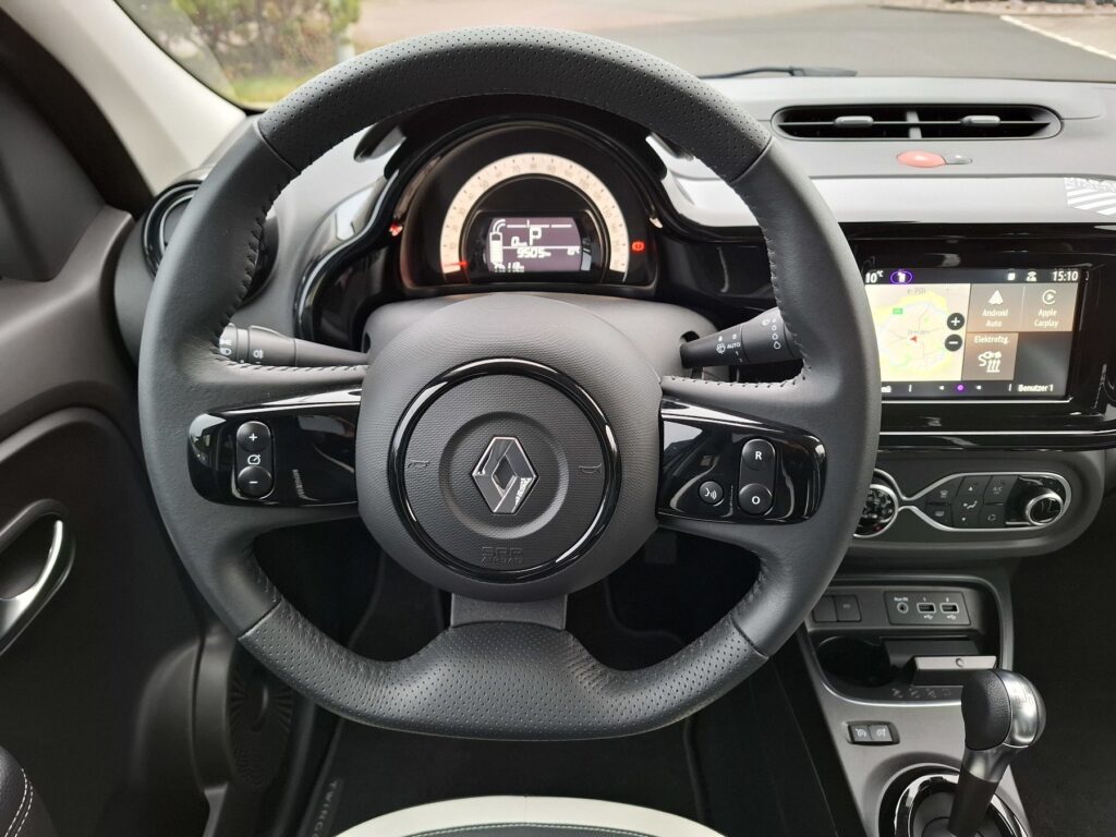 Renault Twingo Exposé-Bild 19