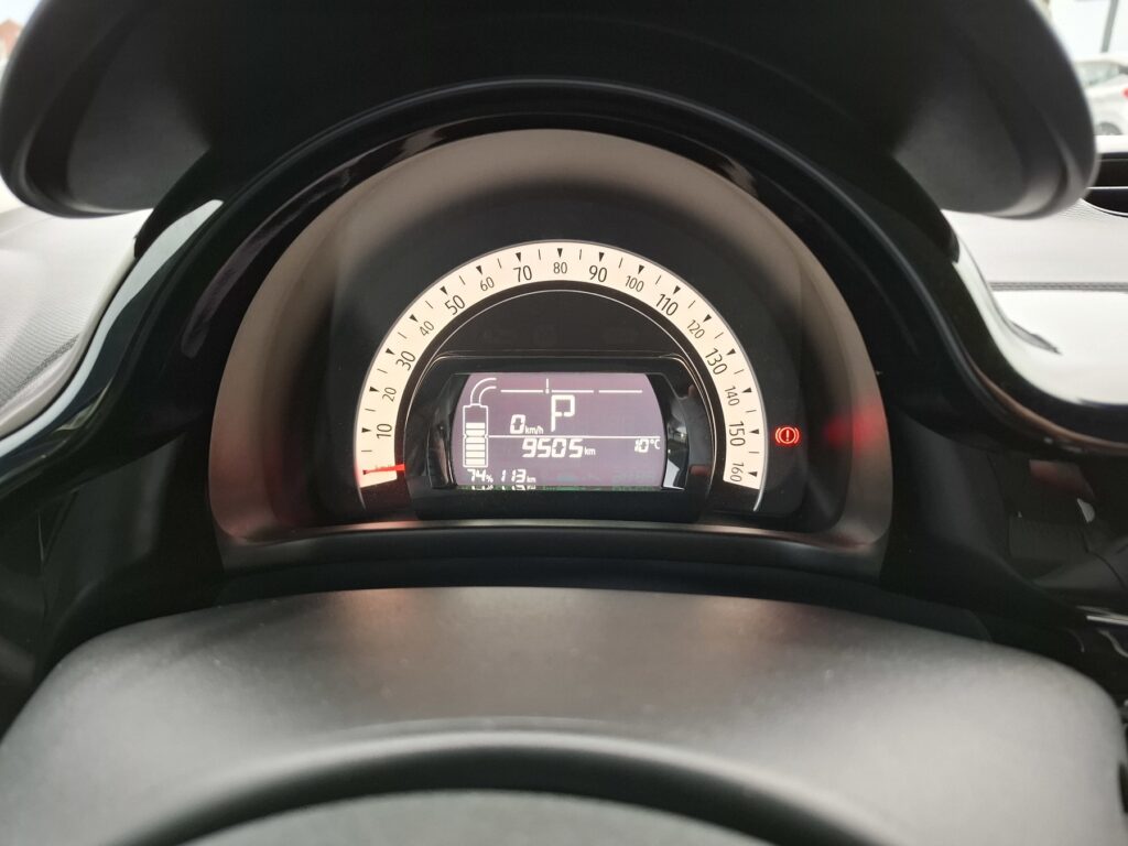 Renault Twingo Exposé-Bild 20