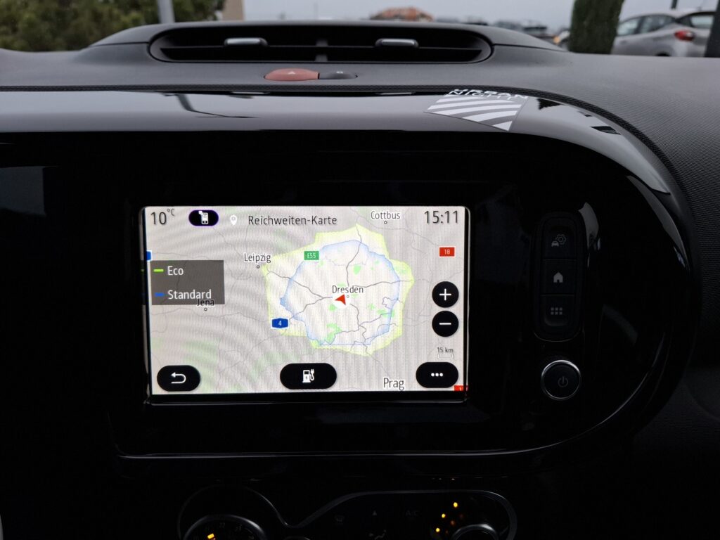 Renault Twingo Exposé-Bild 22