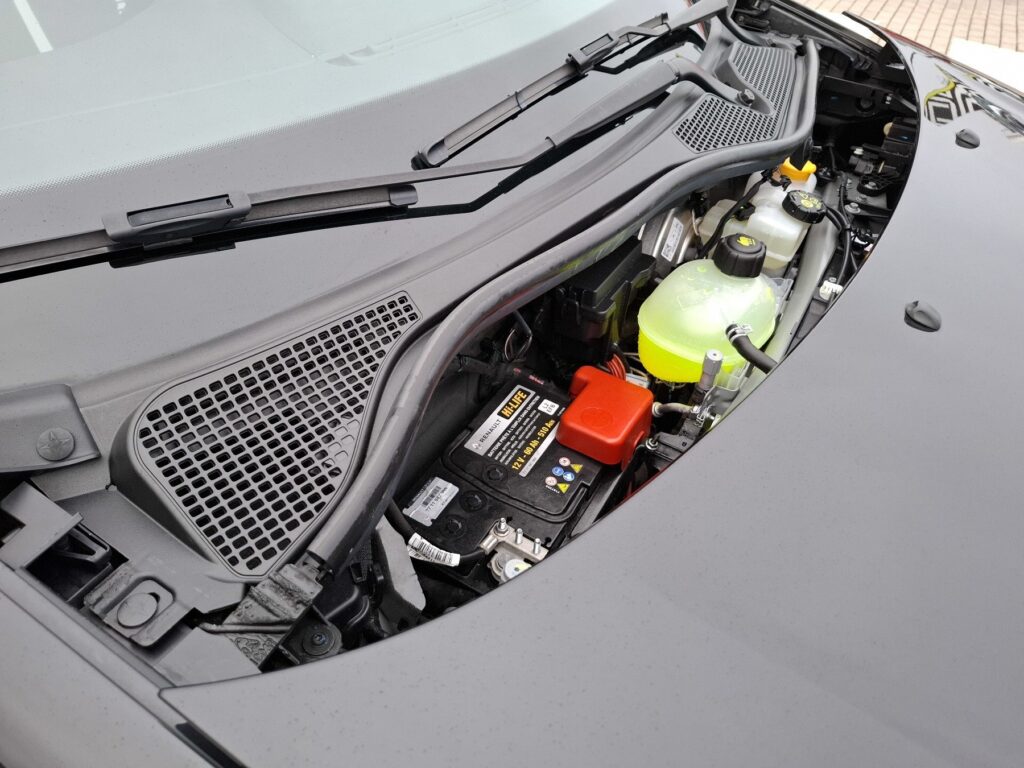 Renault Twingo Exposé-Bild 32