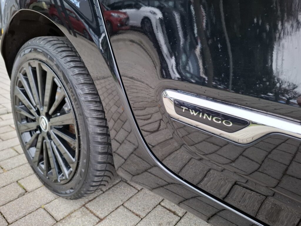 Renault Twingo Exposé-Bild 36