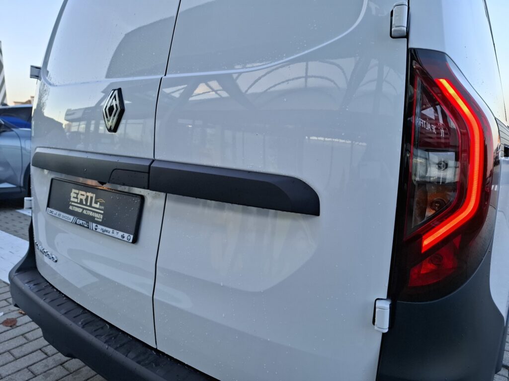 Renault Kangoo Exposé-Bild 43