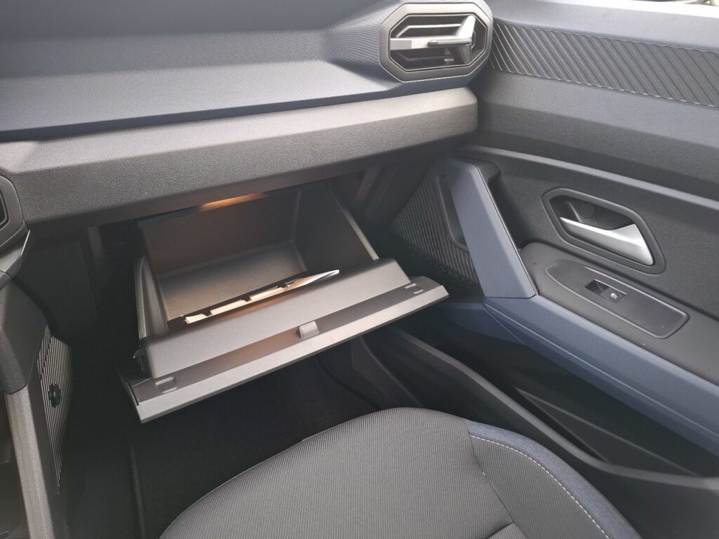 Dacia Bigster Exposé-Bild 29