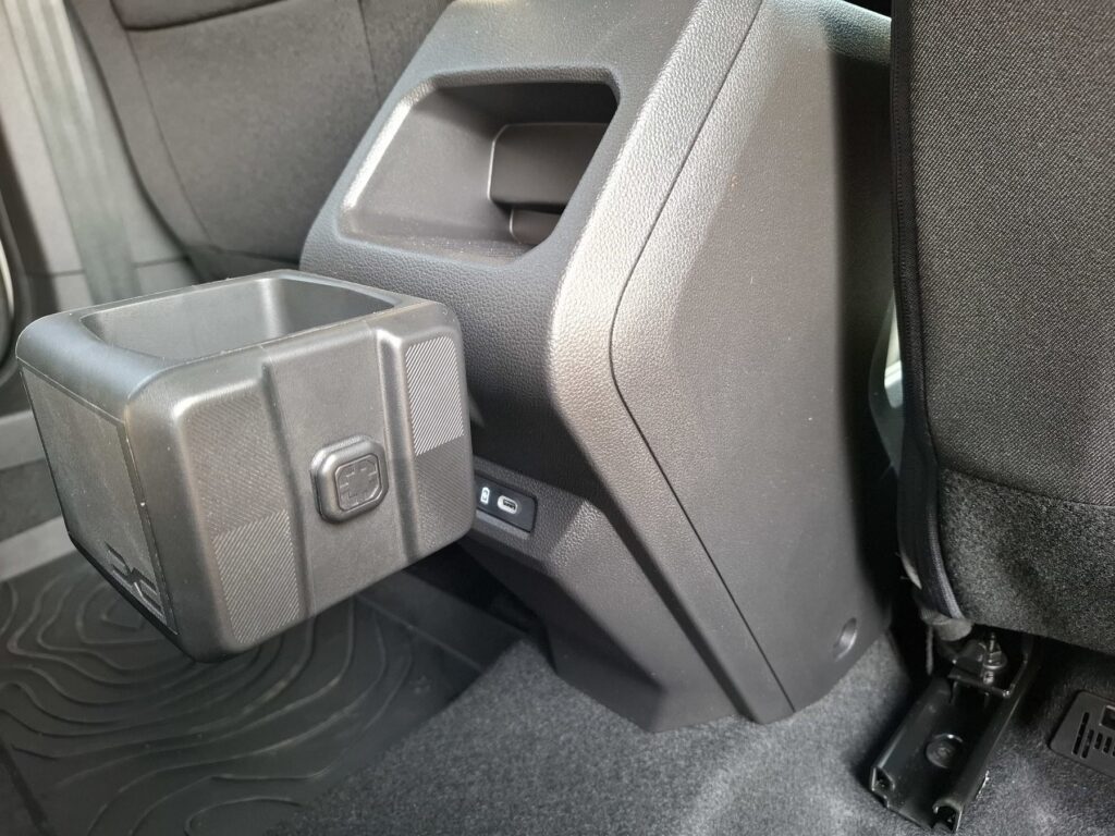 Dacia Duster Exposé-Bild 16