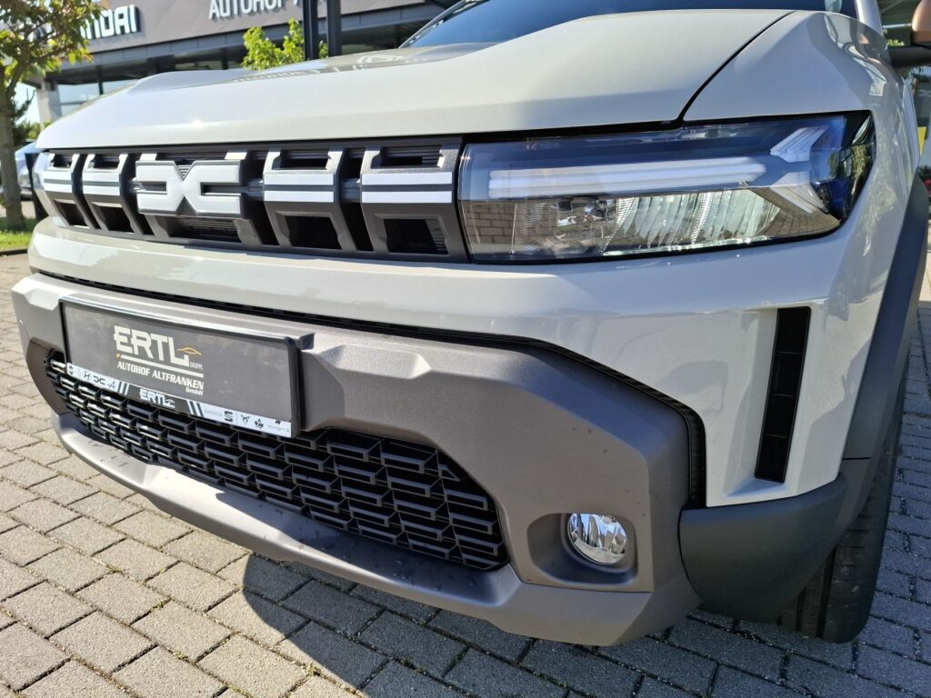 Dacia Duster Exposé-Bild 39